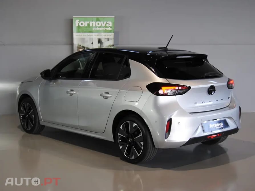 Opel Corsa-E e-GS