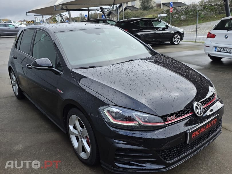 Volkswagen Golf GTI (BlueMotion ) DSG Performance