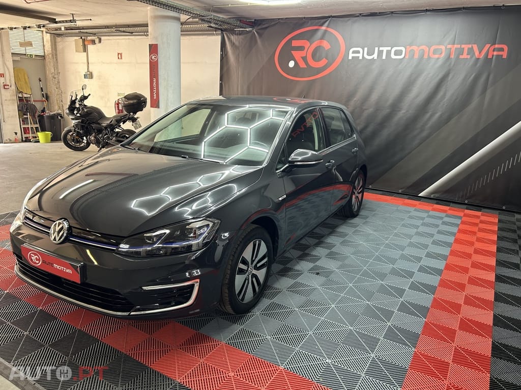 Volkswagen e-Golf AC/DC