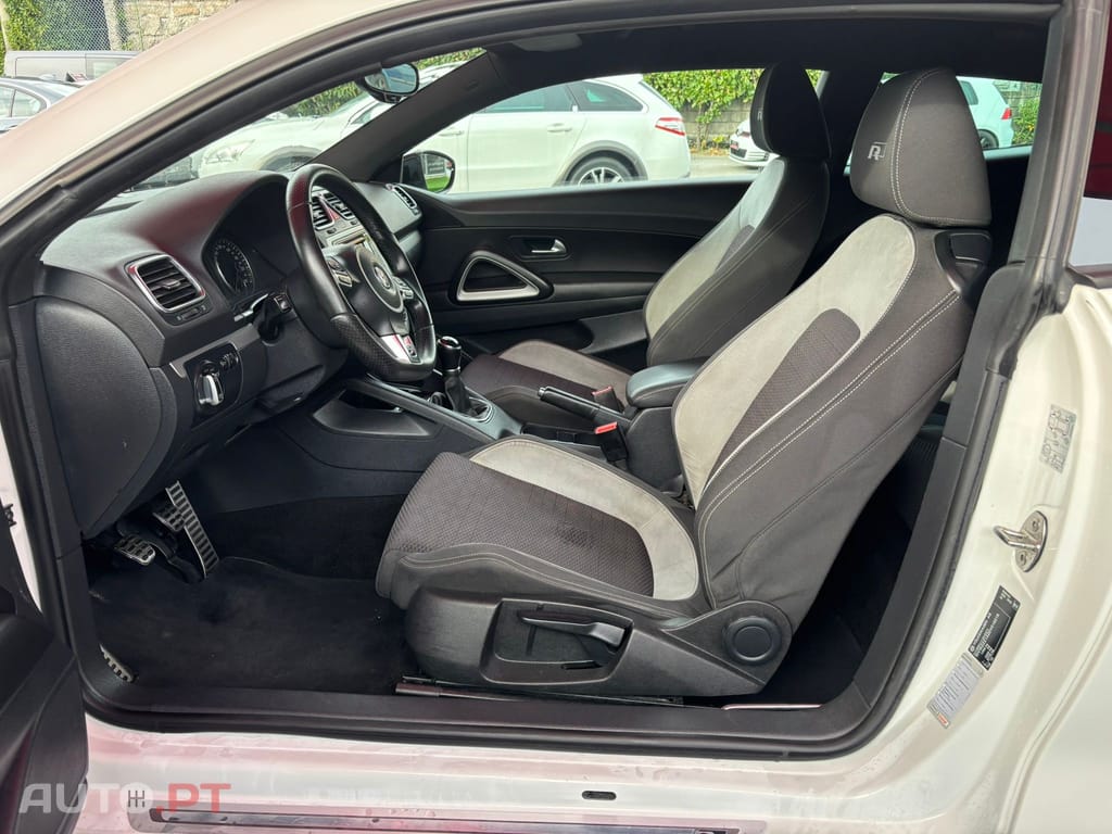 Volkswagen Scirocco 2.0 TDi R-Line