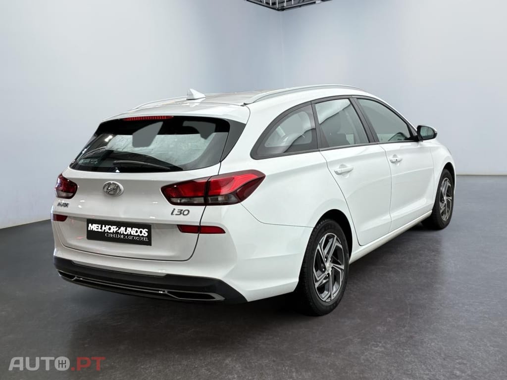 Hyundai i30 1.6 CRDi Business DCT