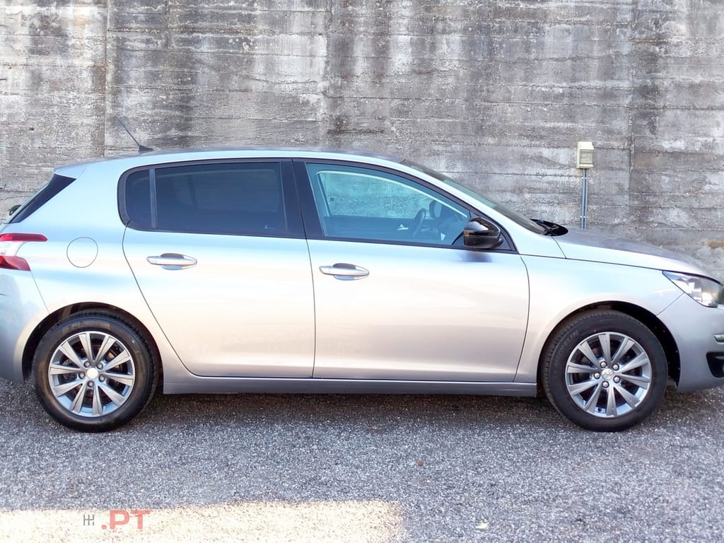Peugeot 308 1.2 PureTech Style
