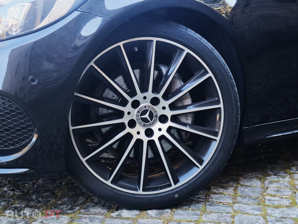 Mercedes-Benz C 220 d Coupé AMG-Line Auto.