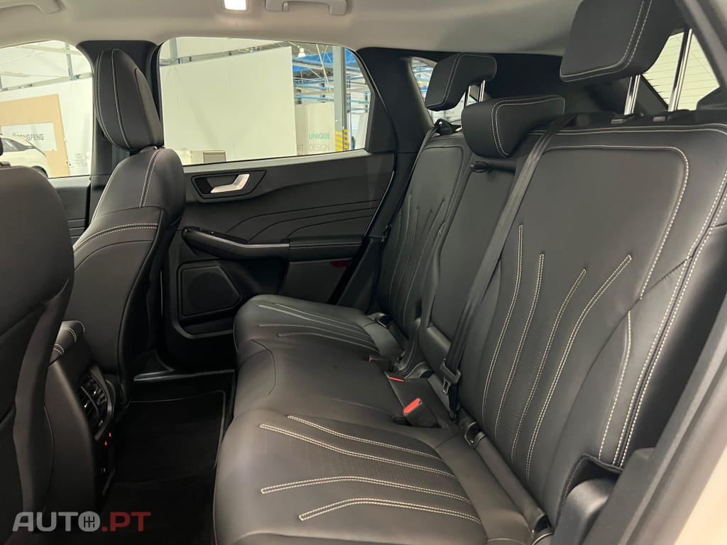 Ford Kuga 2.5 PHEV Vignale