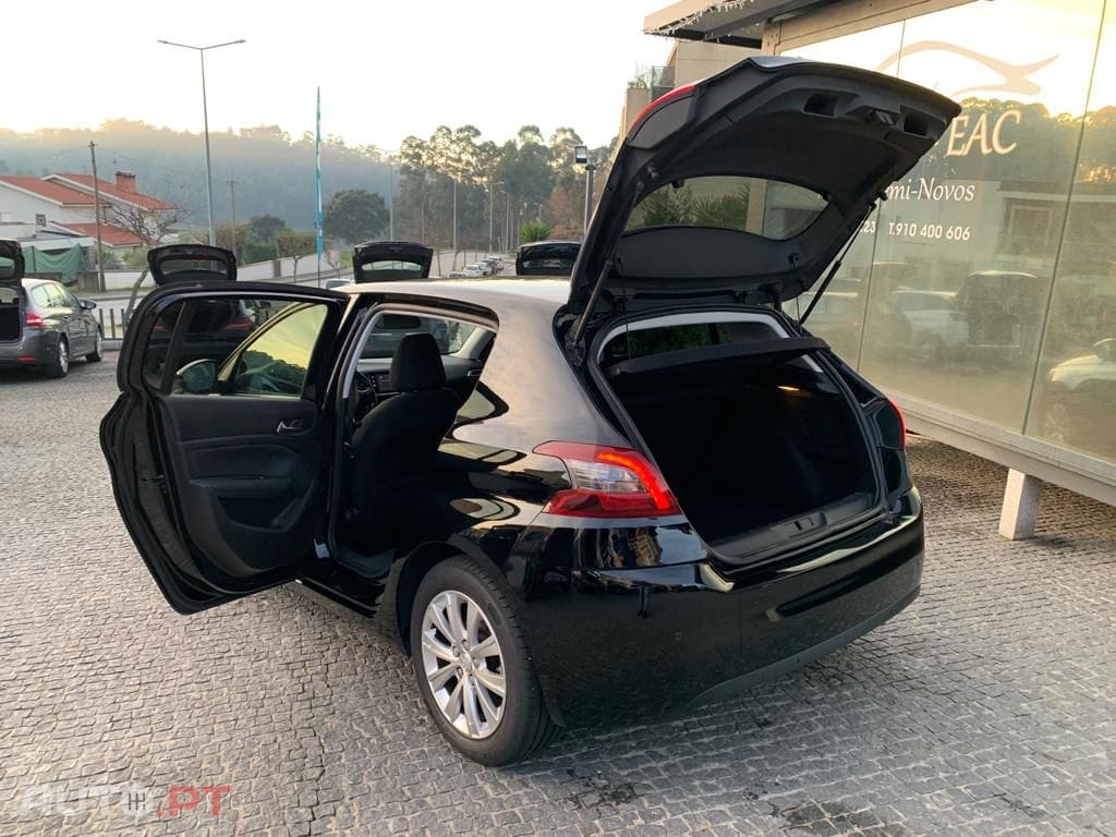 Peugeot 308 1.5 BlueHDi Style