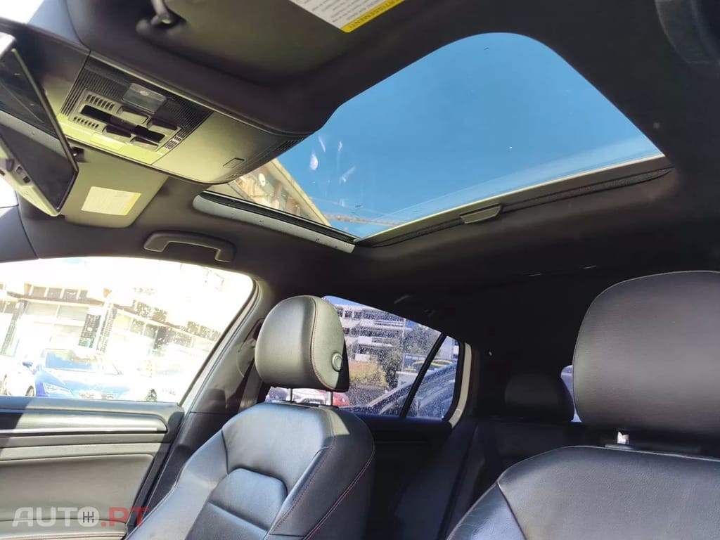 Volkswagen Golf GTI Performance BlueMotion DSG