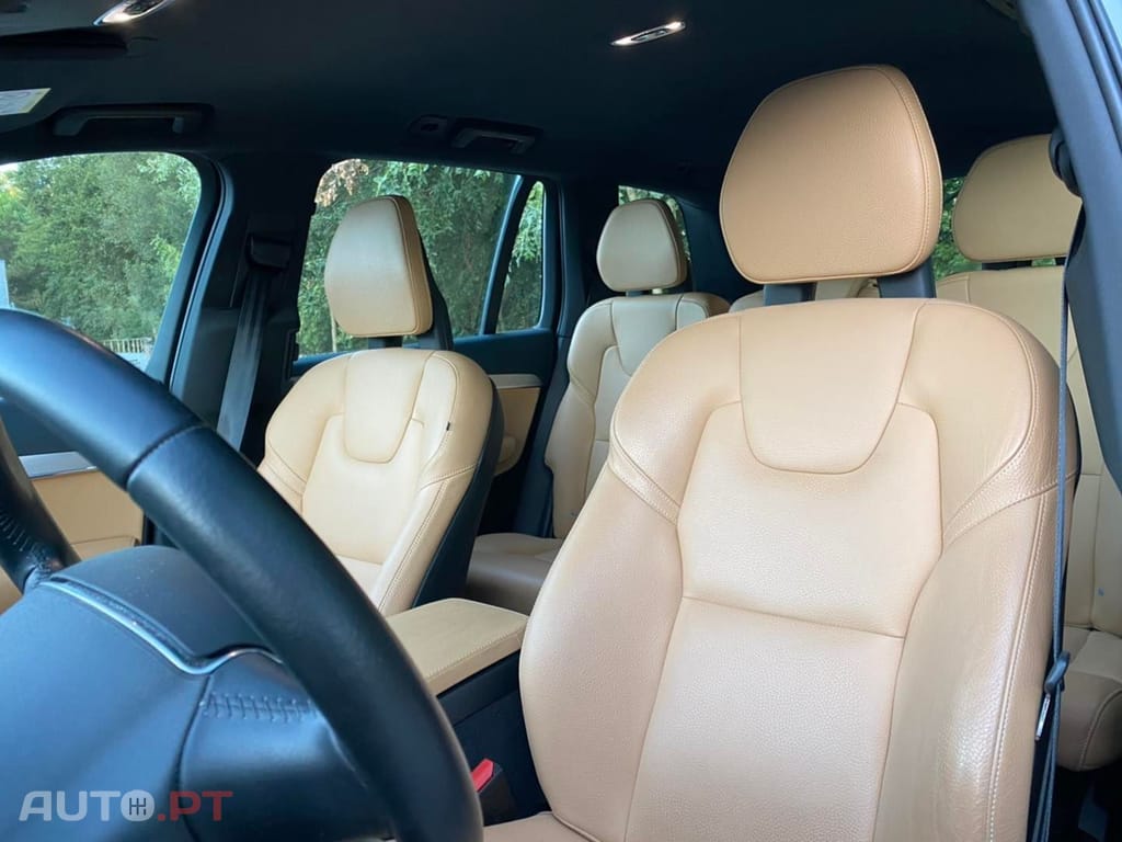 Volvo XC90 2.0 D4 Momentum