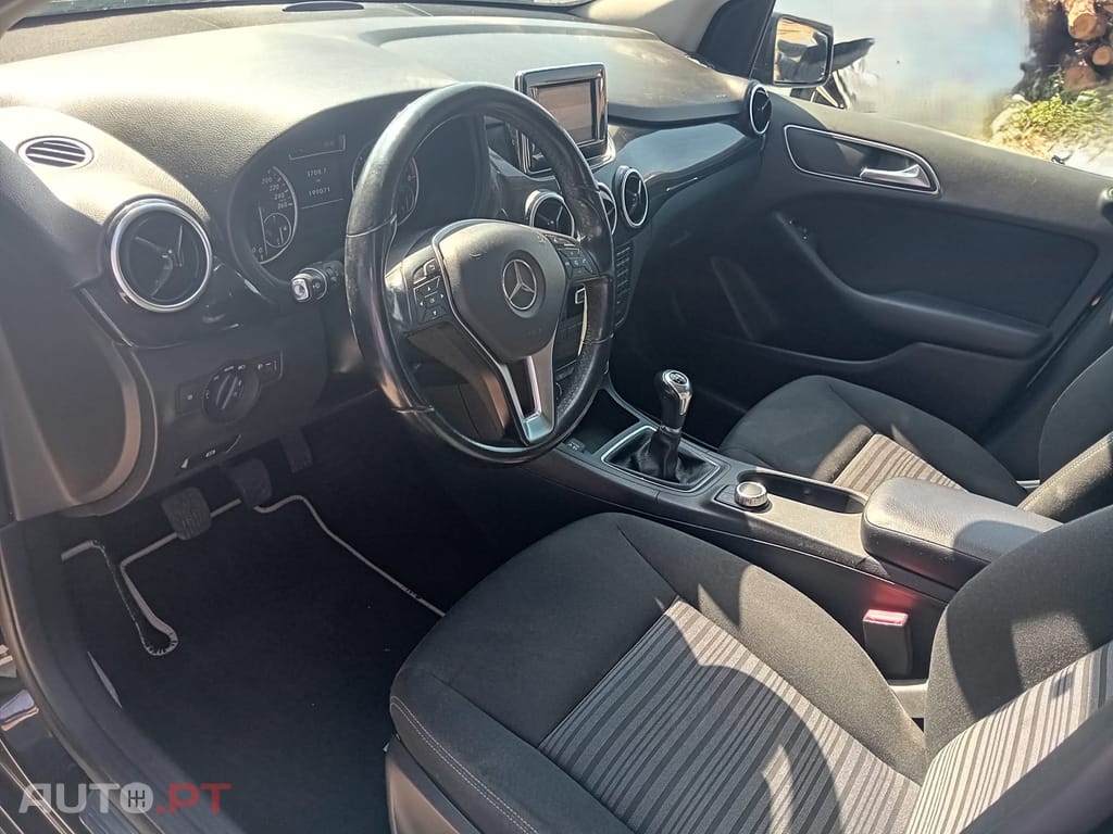 Mercedes-Benz B 180 cdi Blueefficiency - Nacional