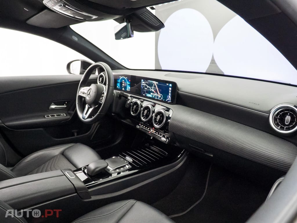 Mercedes-Benz CLA 250 e Shooting Brake Style Plus