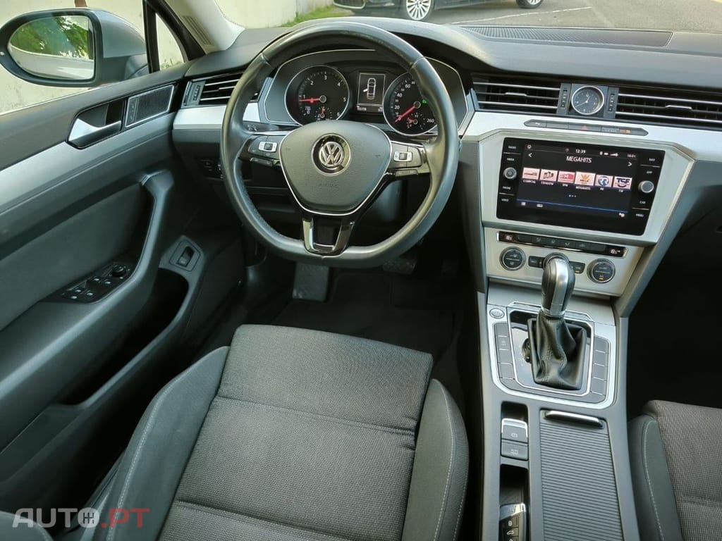 Volkswagen Passat 2.0 TDI Business P.DSG