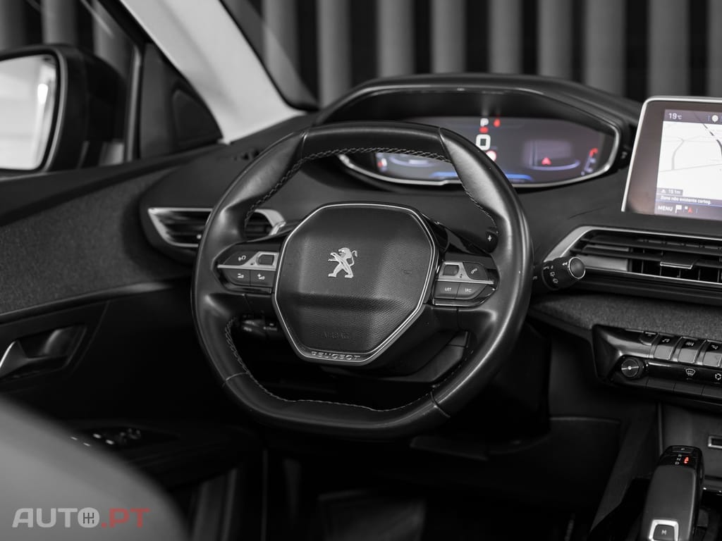 Peugeot 3008 1.6 BlueHDi Allure EAT6 J18