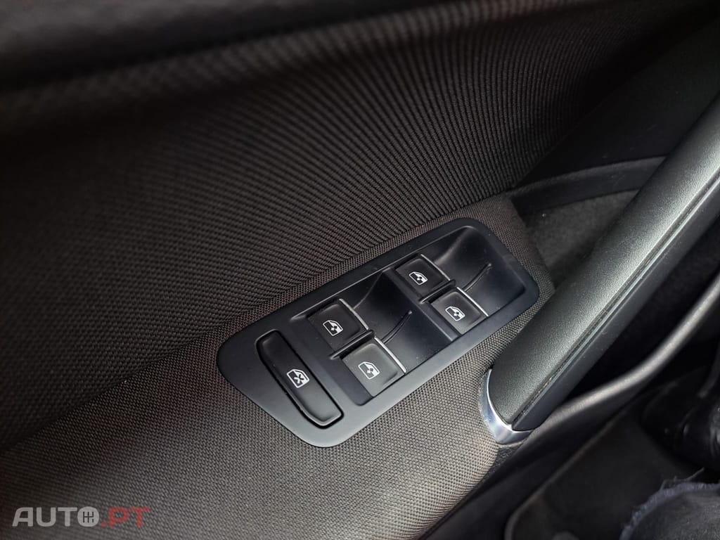Volkswagen Golf 2.0 TSI GTI DSG Performance