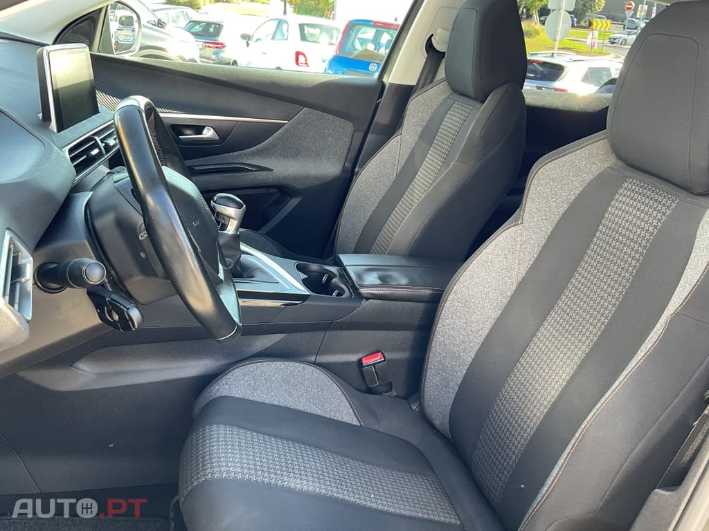 Peugeot 3008 1.6 BlueHDi Active