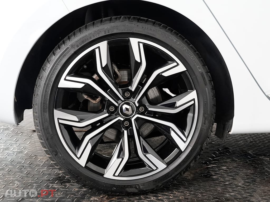 Renault Clio Clio 1.6 E-Tech Edition One