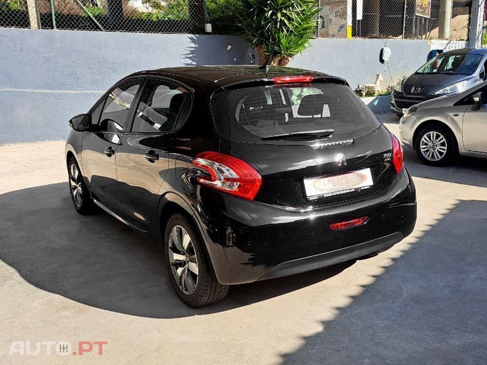 Peugeot 208 1.4 HDi SE Style