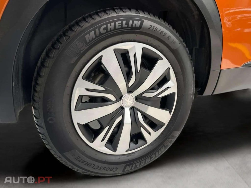 Peugeot 2008 1.2 Active Business