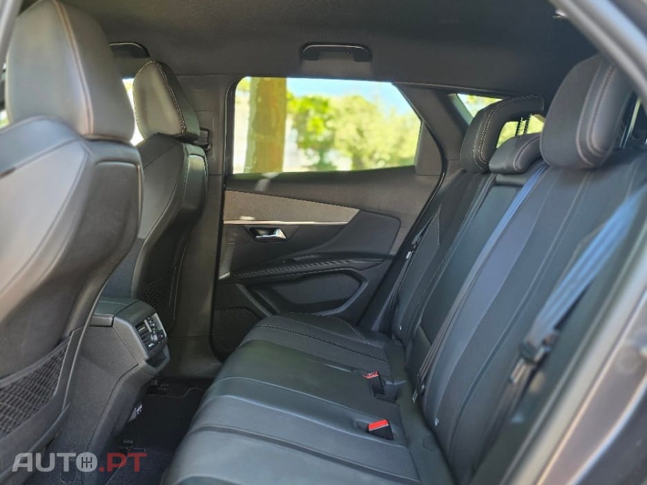 Peugeot 3008 1.5 BlueHDi GT EAT8