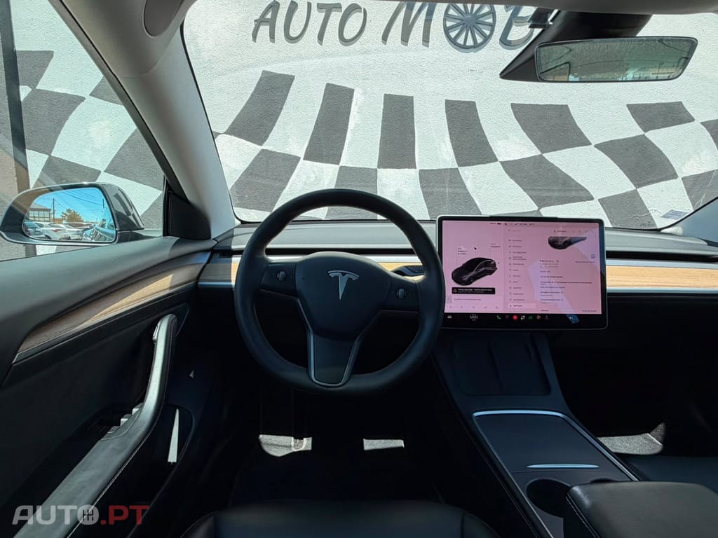 Tesla Model 3 Long-Range Dual Motor AWD