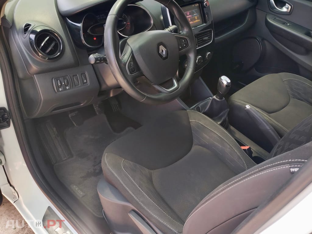 Renault Clio Sport Tourer 1.5 dCi Limited