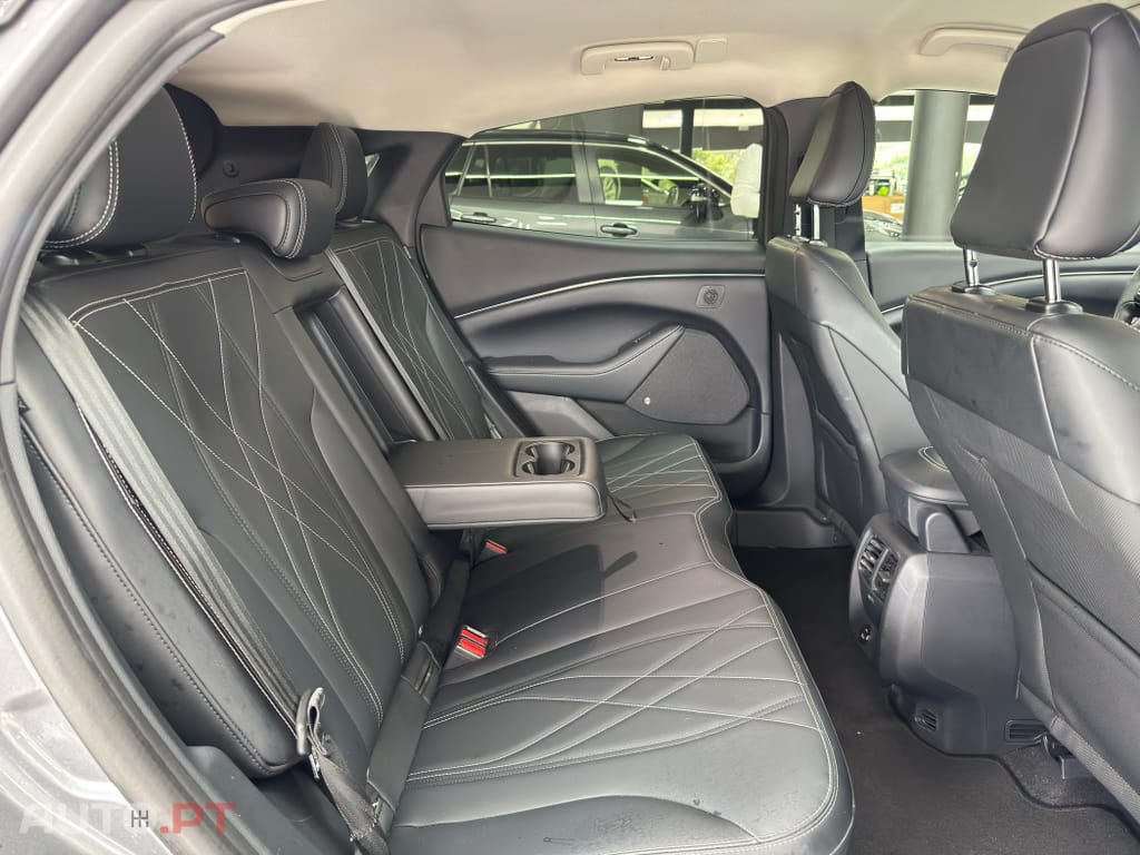 Ford Mustang Mach-E Premium AWD