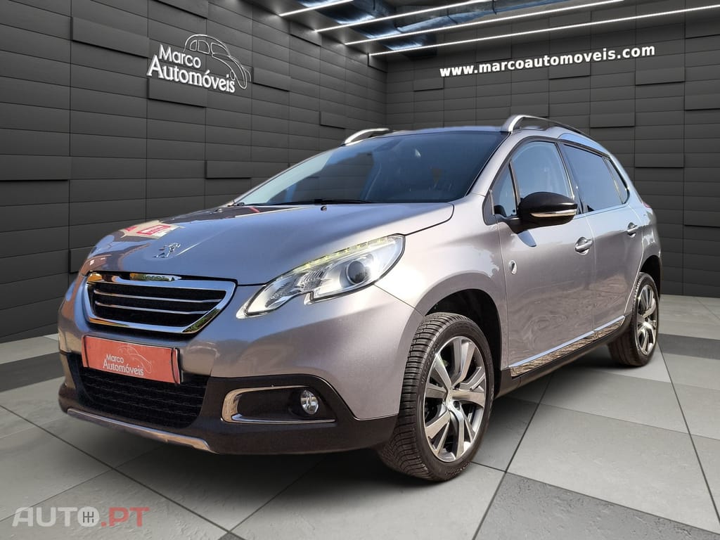 Peugeot 2008 1.2 PureTech Crossway