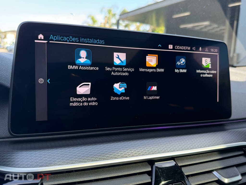 BMW 530 e Pack Desportivo M
