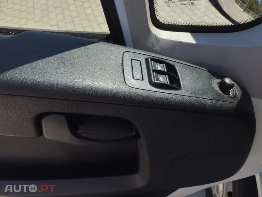 Peugeot Boxer 2.2 BLUE HDI 330 L1H1 PRO