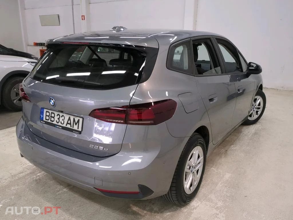 BMW 225 e xDrive