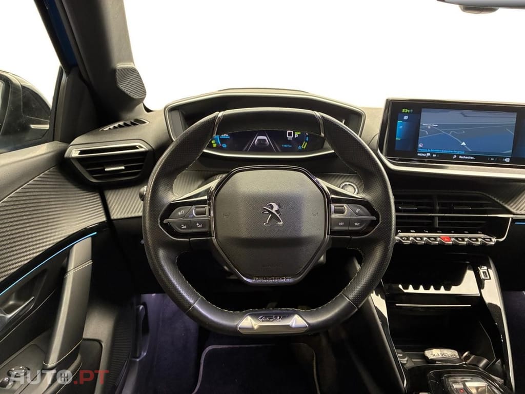 Peugeot E-208 50 kWh GT