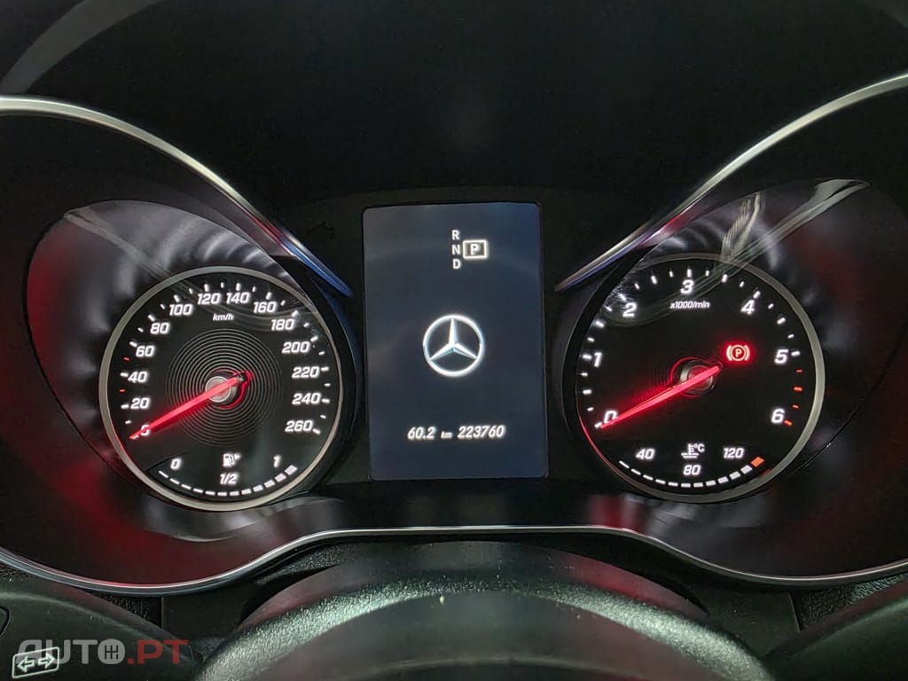 Mercedes-Benz C 200 d AMG LINE