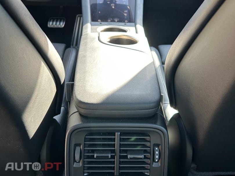 Porsche Taycan 4S