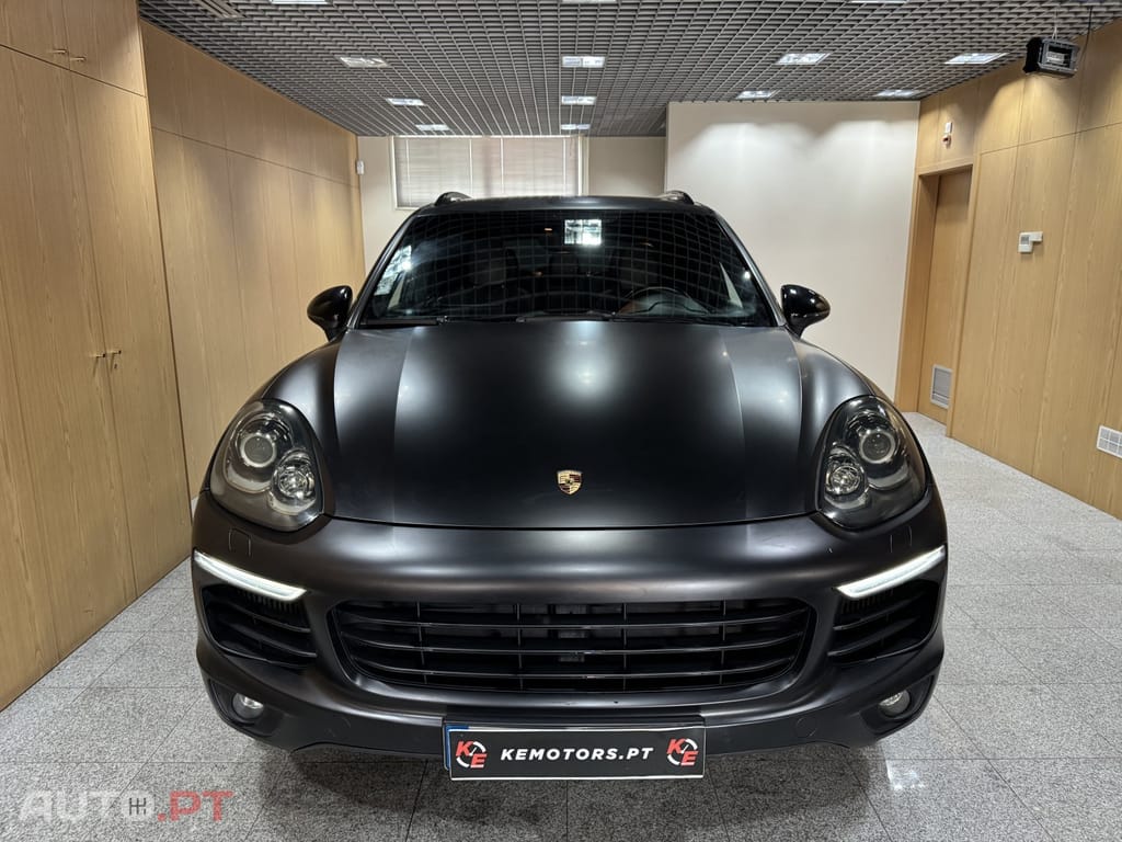 Porsche Cayenne Platinum Edition