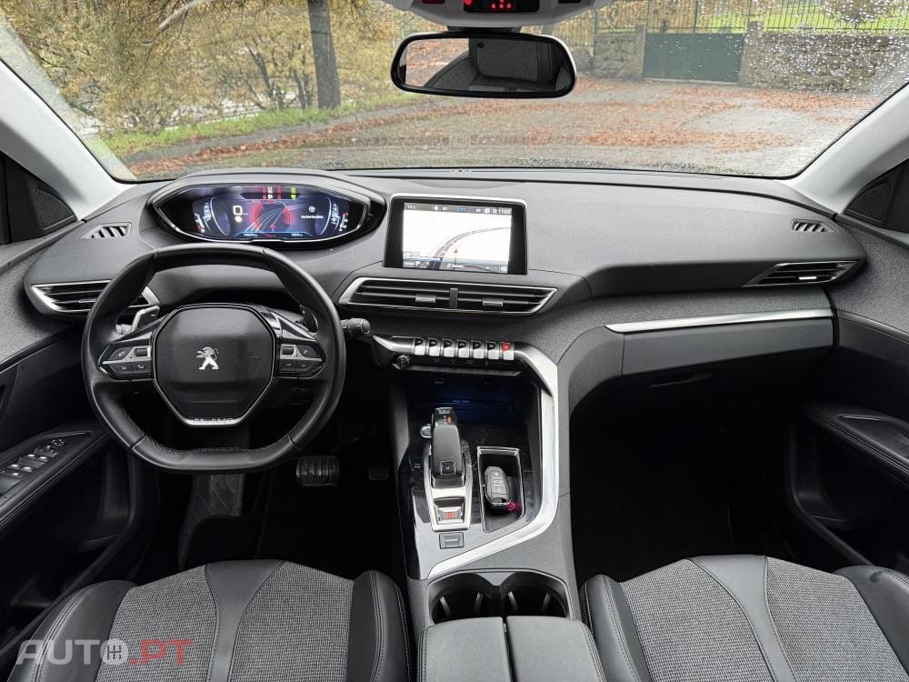 Peugeot 5008 1.5 BlueHDi Allure Pack EAT8