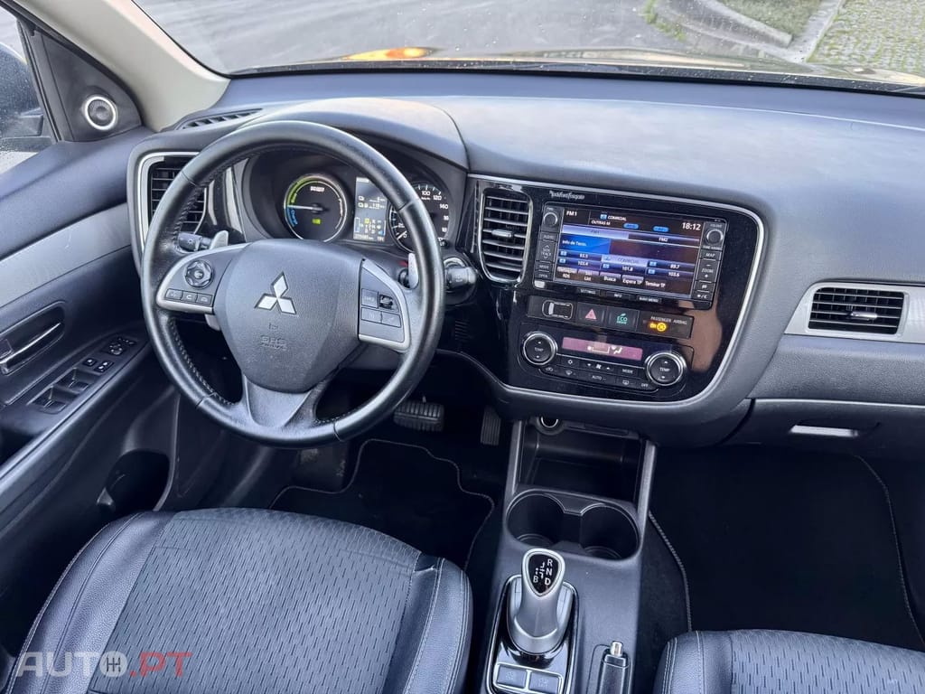 Mitsubishi Outlander 2.0 4WD