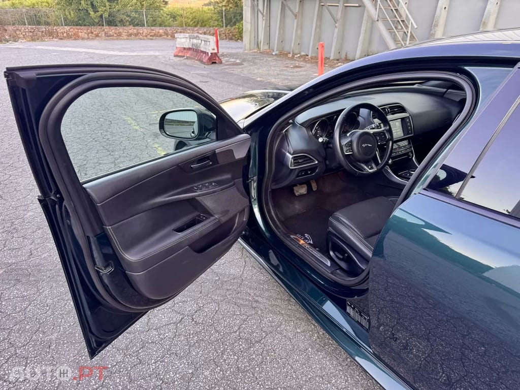 Jaguar XE 2.0 D R-Sport Aut.