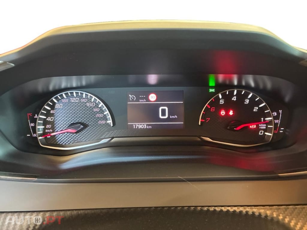 Peugeot 2008 1.2 PureTech Active Pack