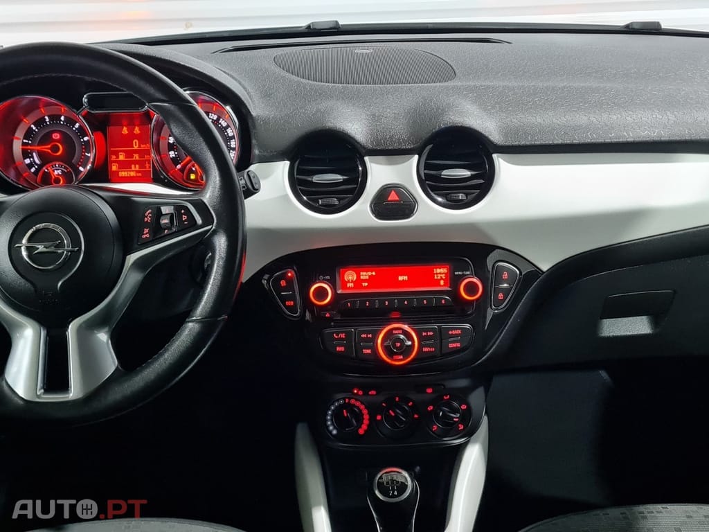 Opel Adam 1.2 Glam