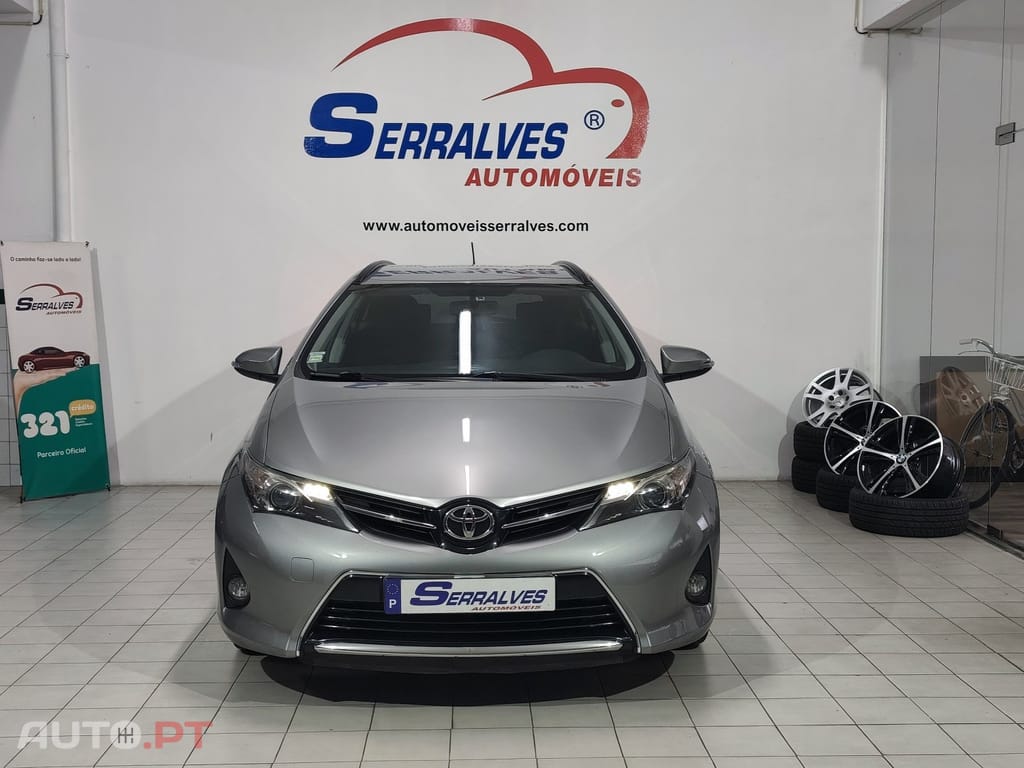 Toyota Auris Touring Sports 1.4 D-4D Comfort+Pack Sport