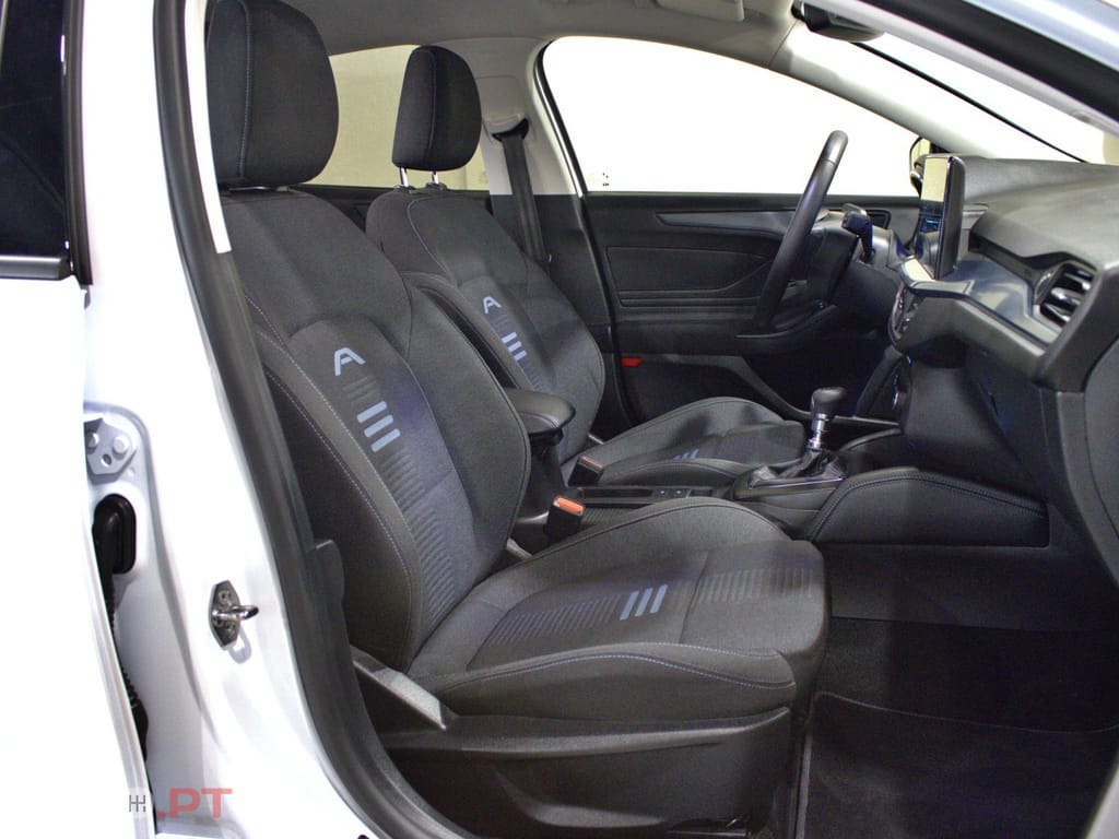 Ford Focus 1.0 EcoBoost MHEV Active X