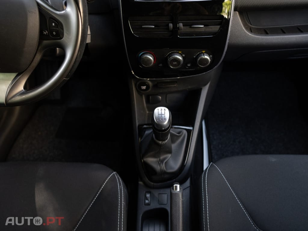 Renault Clio Limited