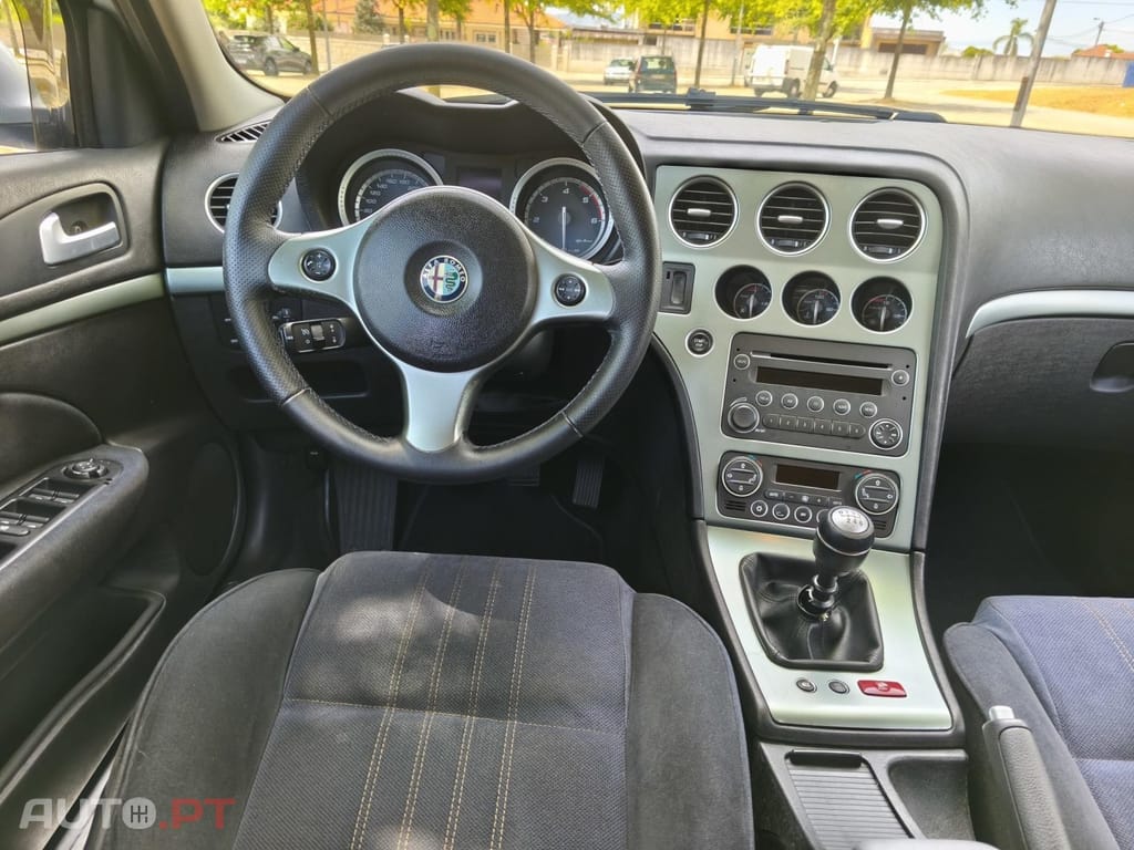 Alfa Romeo 159 1.9 JTDm 16V Sportiva