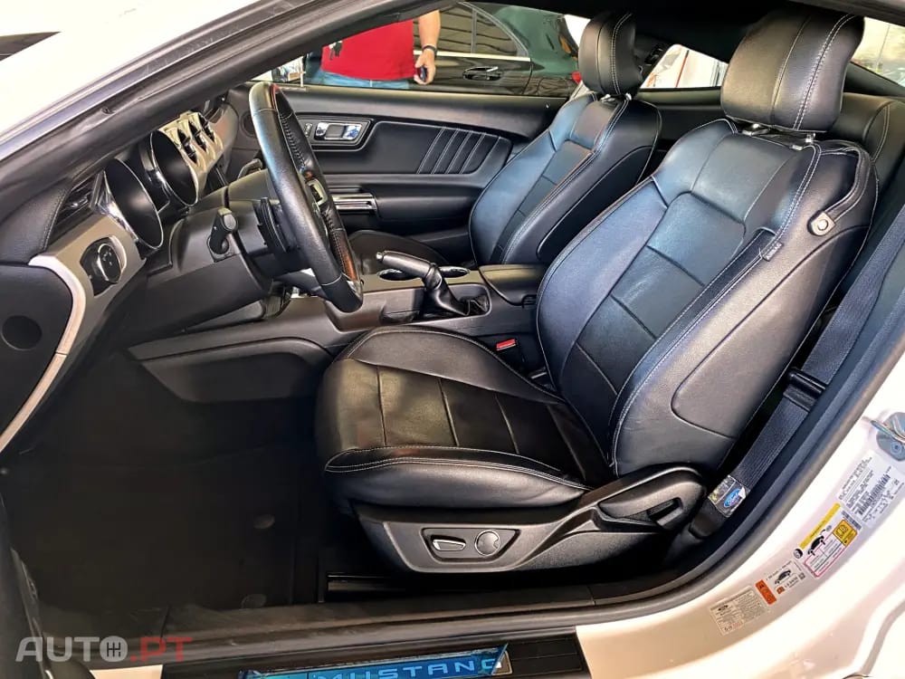 Ford Mustang 5.0 Ti-VCT V8 Aut. GT
