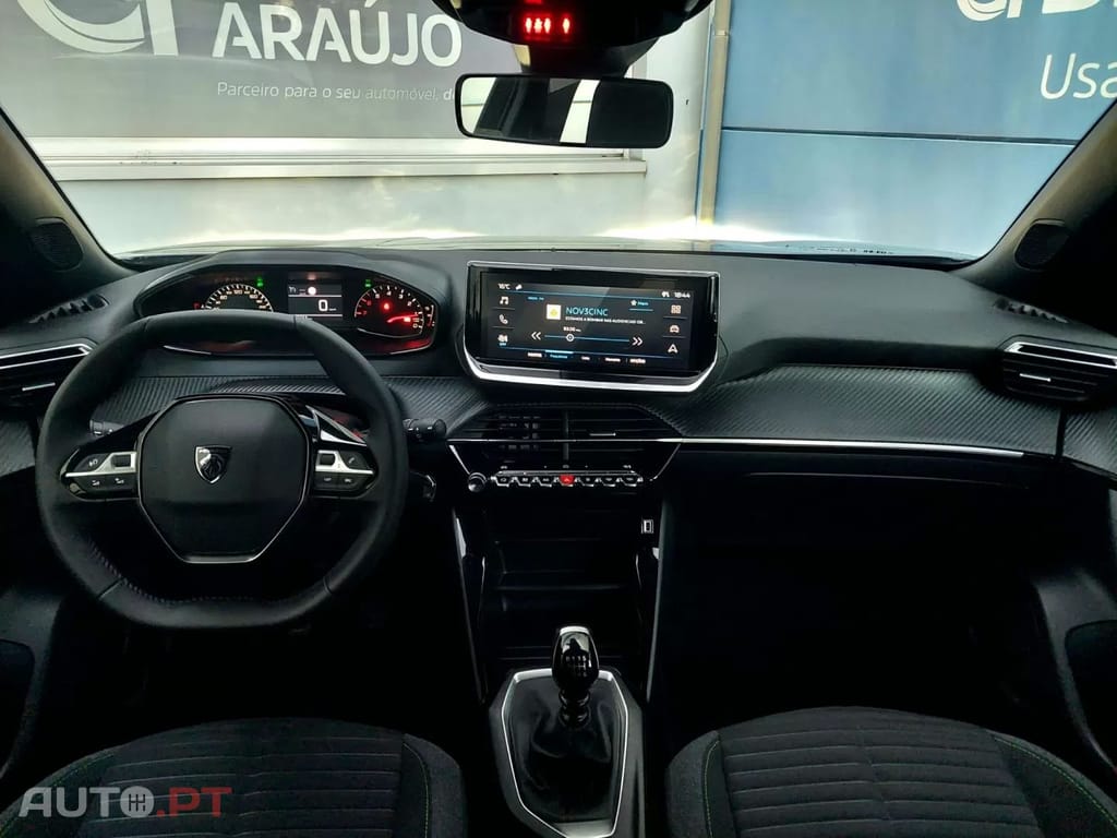 Peugeot 2008 1.2 PureTech Active Pack
