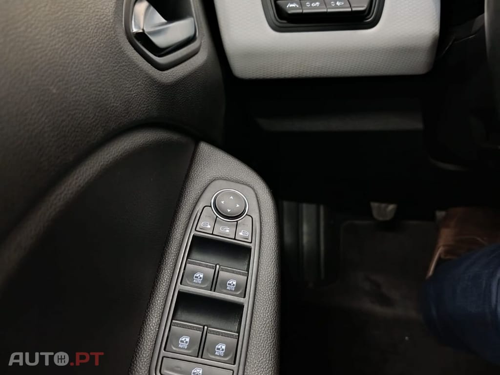 Renault Clio 1.0 TCe Intense 