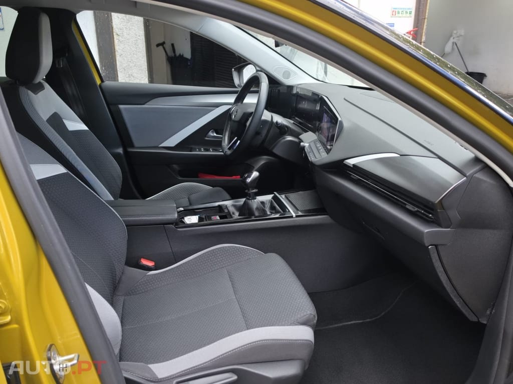 Opel Astra 1.5 D Elegance