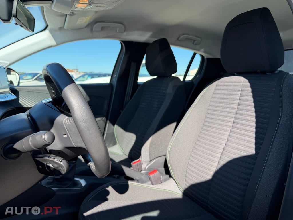 Peugeot 208 1.2 PureTech Active