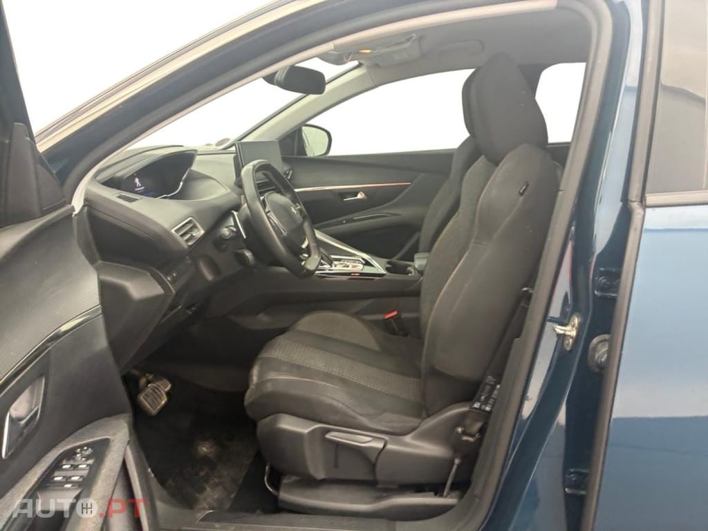 Peugeot 5008 1.2 PureTech Active Pack EAT8