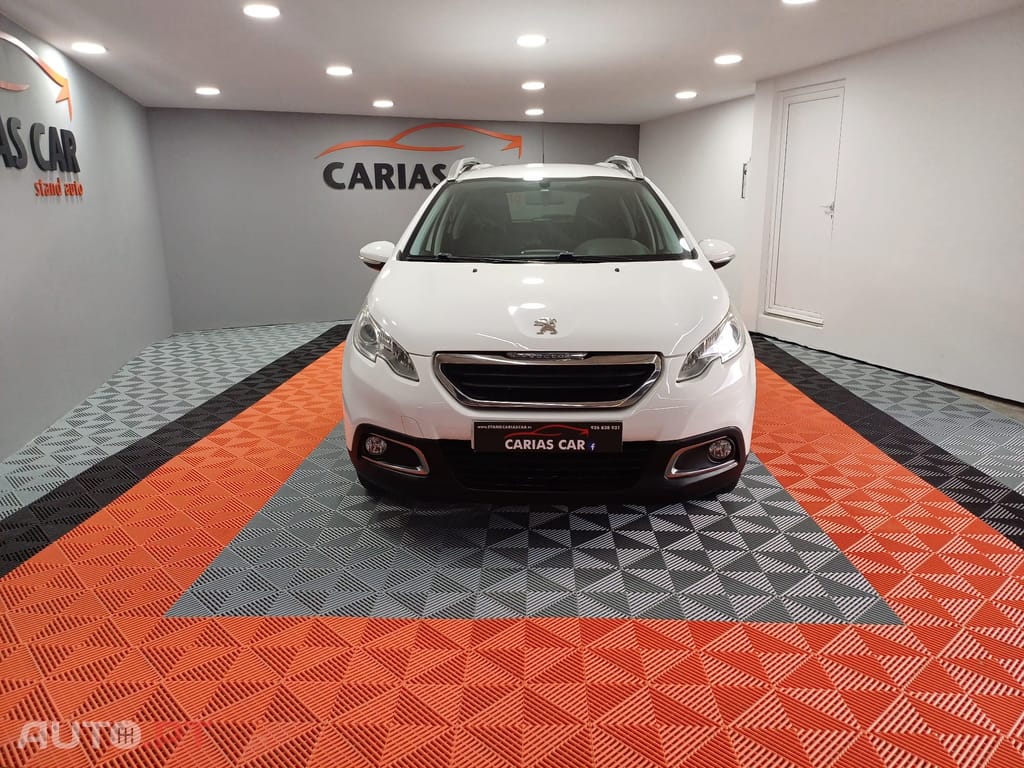 Peugeot 2008 1.2 PureTech Allure