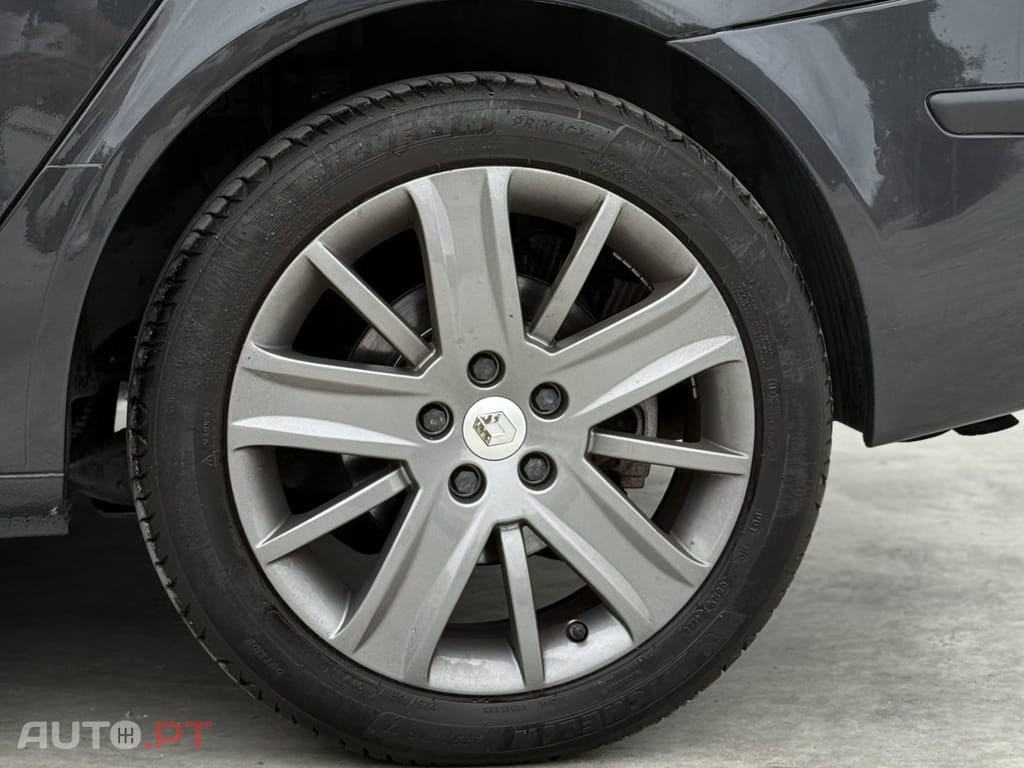 Renault Laguna 2.0 T GT