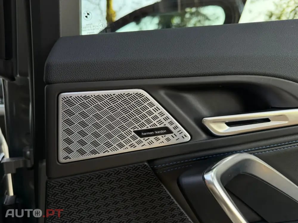 BMW iX2 xDrive30 Pack Desportivo M Pro